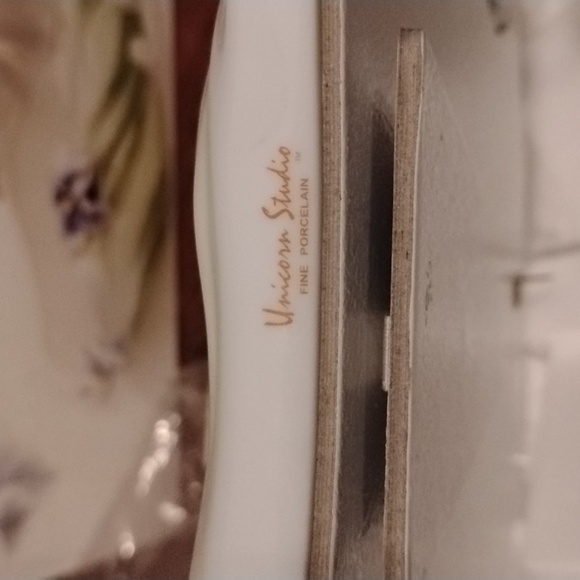 A unicorn studios mirror - Picture 4 of 12